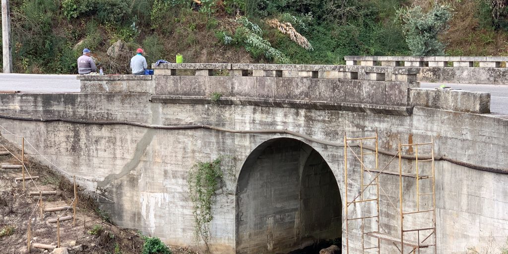 Reparadas pela Câmara de Nelas as fissuras superficiais da Ponte